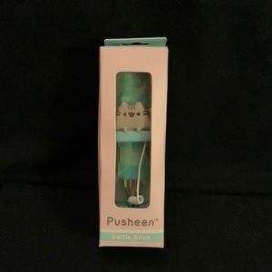 Pusheen selfie stick NWT